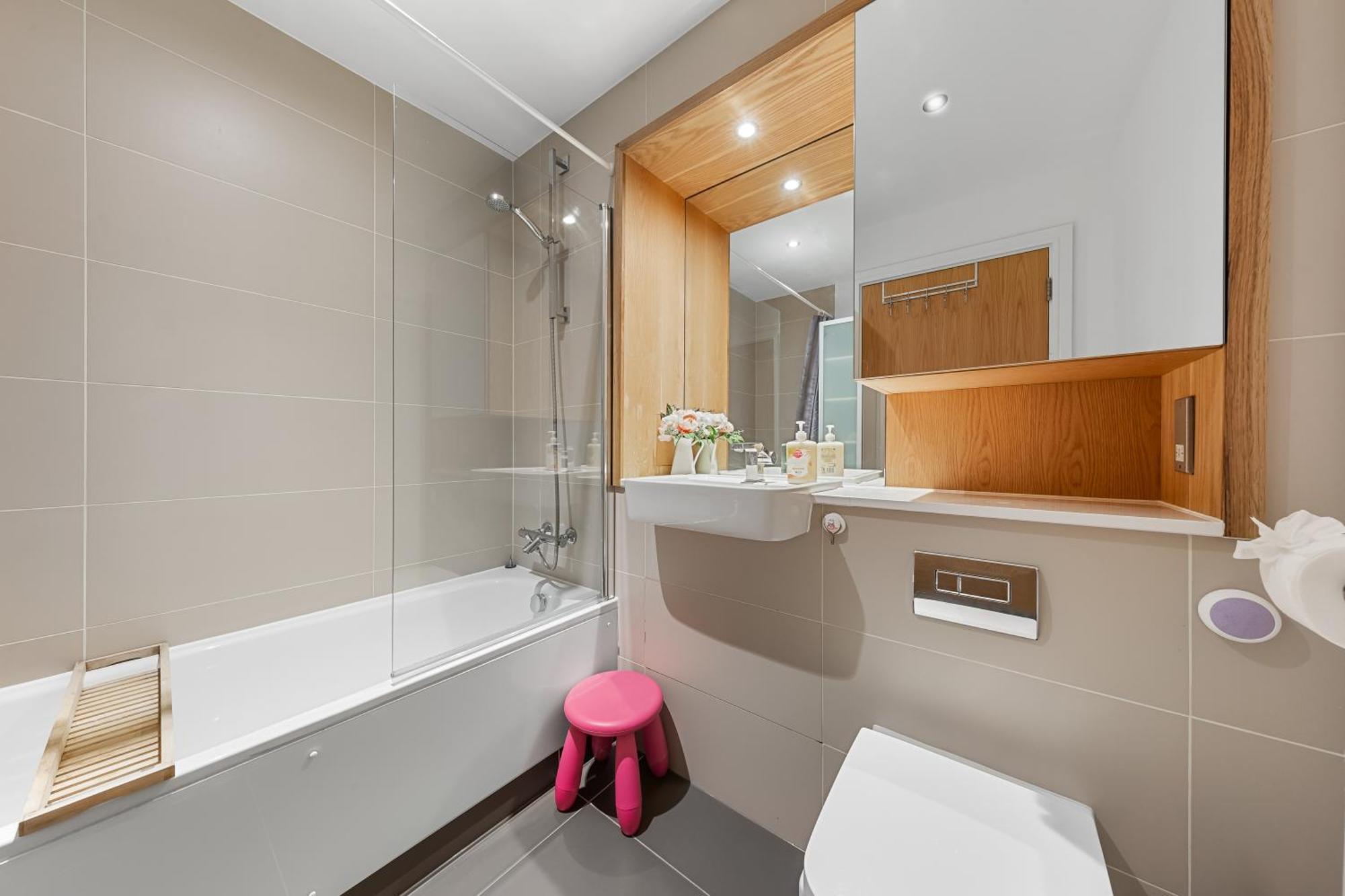 Trendy 2 Bed Flat In Greenwich With Car Parking Londres Exterior foto
