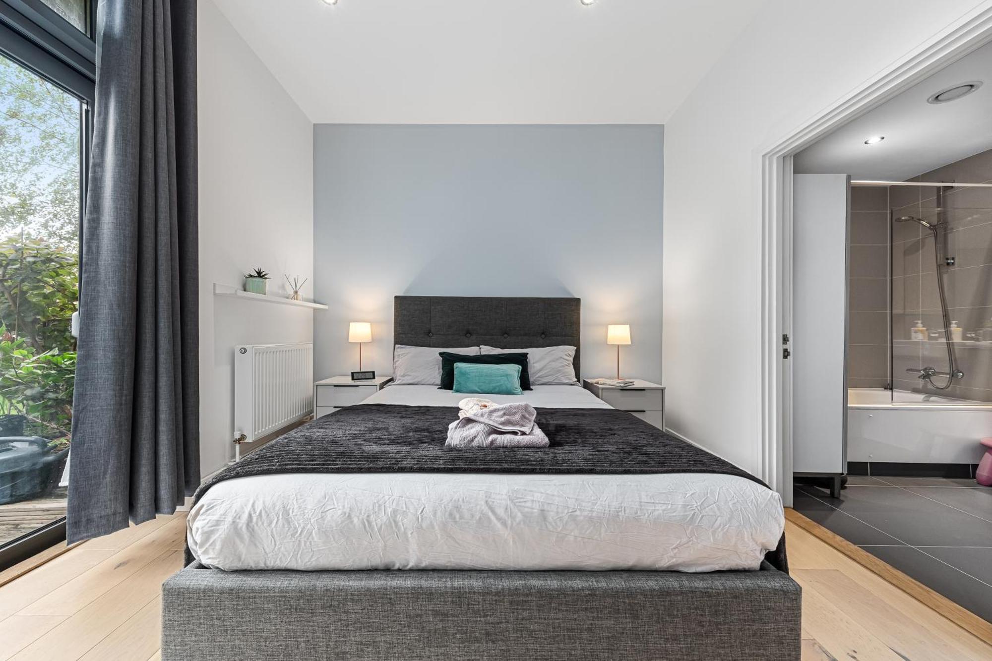 Trendy 2 Bed Flat In Greenwich With Car Parking Londres Exterior foto